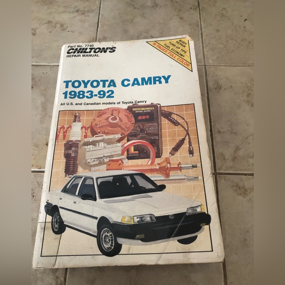 Chilton’s Toyota Camry 1983-92 Repair Manual- 805 $8 or 🦋